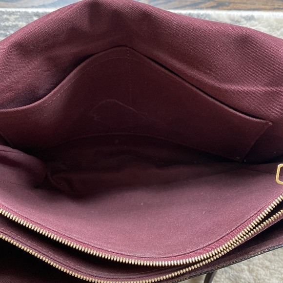 Louis Vuitton LV HOXTON GM purse handbag clutch crossbody - Picture 10 of 16